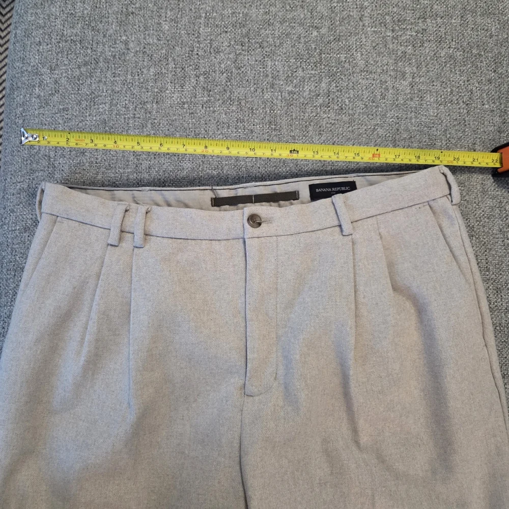 Banana Republic Wool Blend Trouser Pants Mens 38x32 Rustic Beige(38x 29)Actual